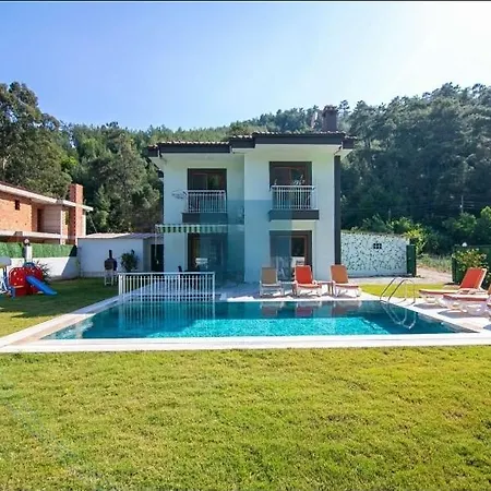 Noyan Marmaris